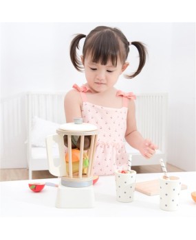 New Classic Toys Smoothie Maker